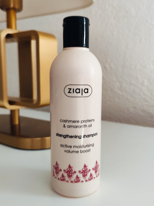 SHAMPOOING FORTIFIANT A LA PROTÉINE DE CACHEMIRE DE ZIAJA